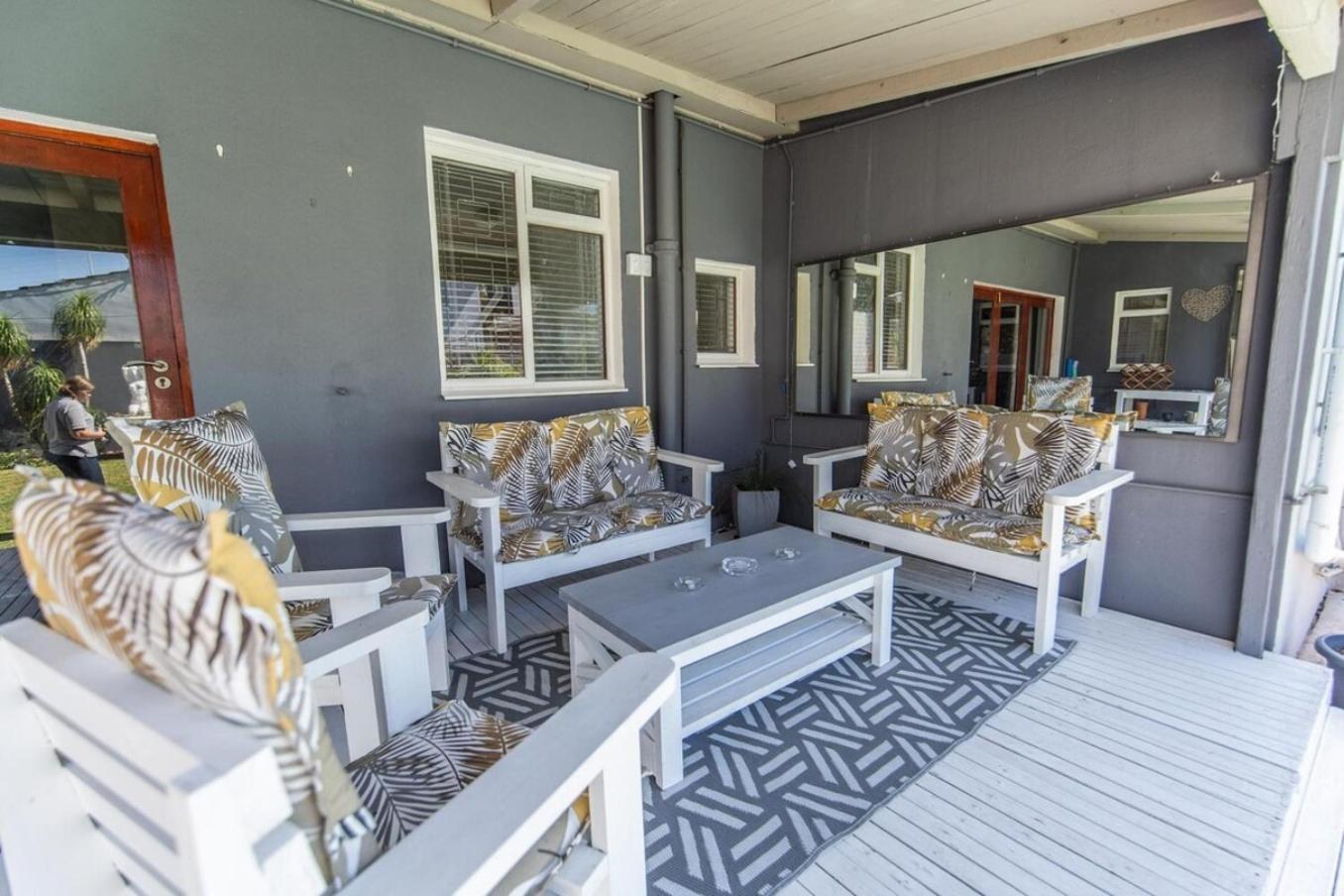 Villa Luxury Living On Westview Puerto Elizabeth Exterior foto